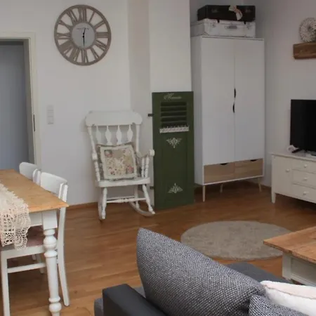 Gemuetliche In An Der Weinstrasse Appartamento