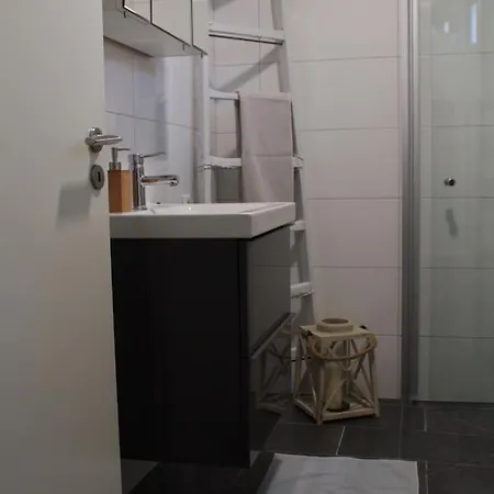 Gemuetliche In An Der Weinstrasse Apartmán Edesheim