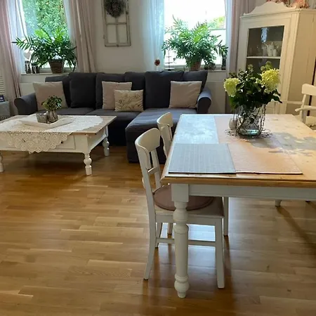 Gemuetliche In An Der Weinstrasse Appartamento